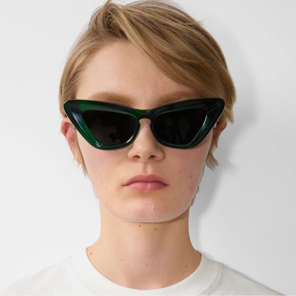 NEW BURBERRY BE4421U 4104/87 CAT EYE WOMEN SUNGLASSES BE4421U 410487 - Picture 2 of 10